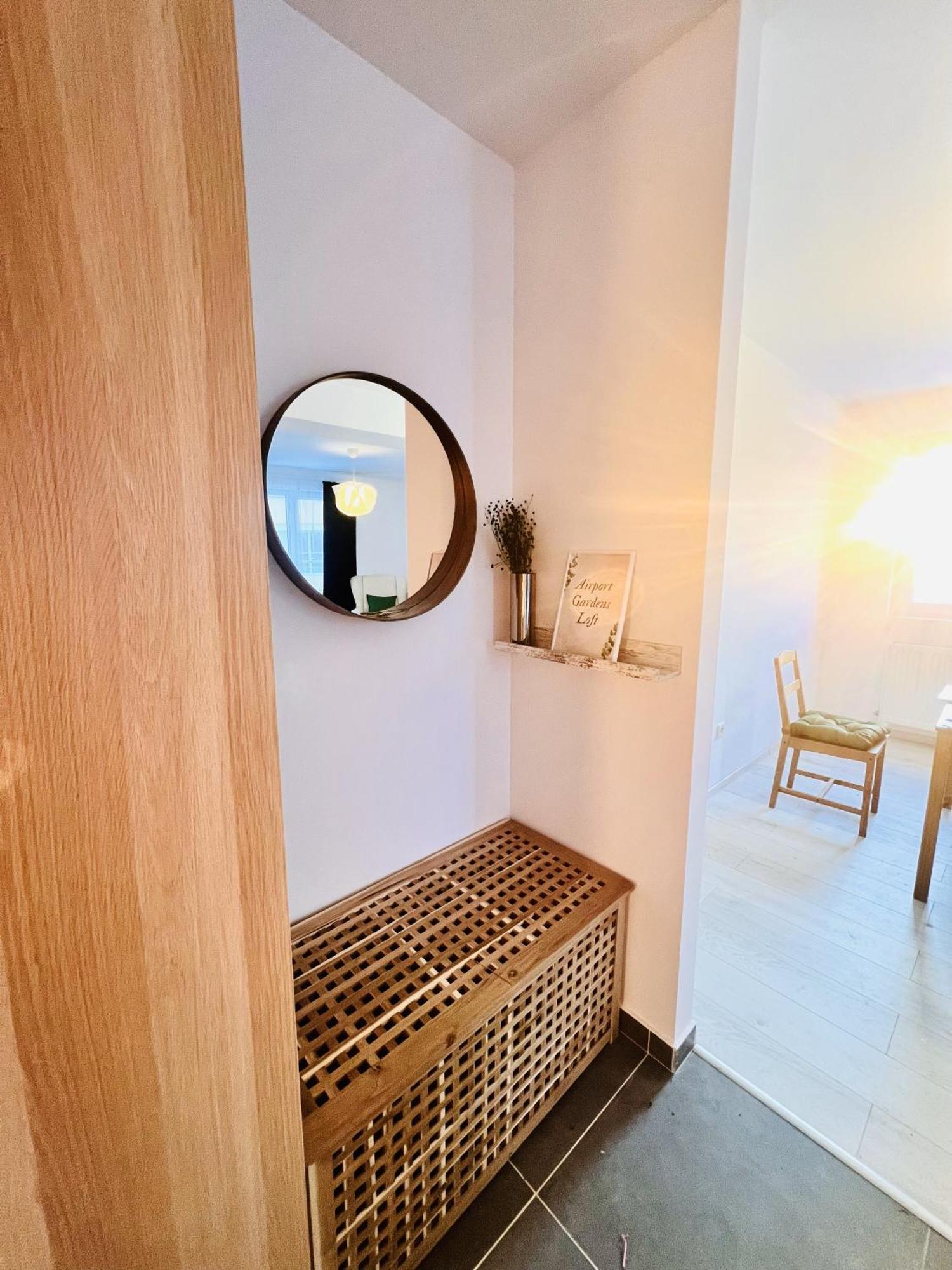Airport Gardens Loft Apartment Otopeni Exterior foto