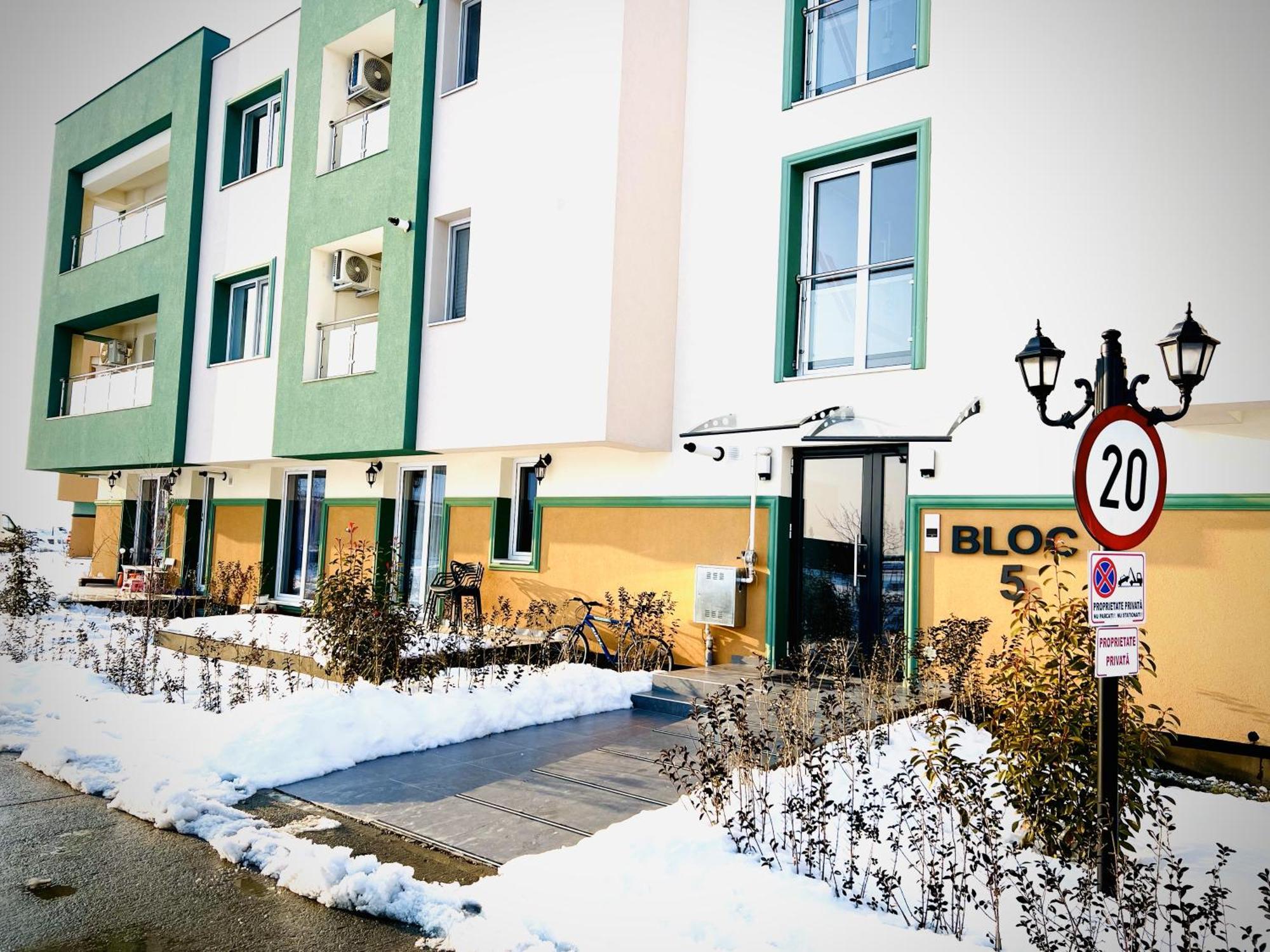 Airport Gardens Loft Apartment Otopeni Exterior foto